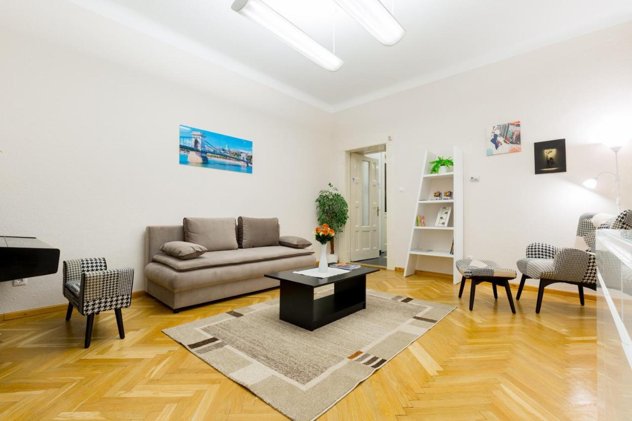 K17 Kinizsi Apartment Budapest Bagian luar foto